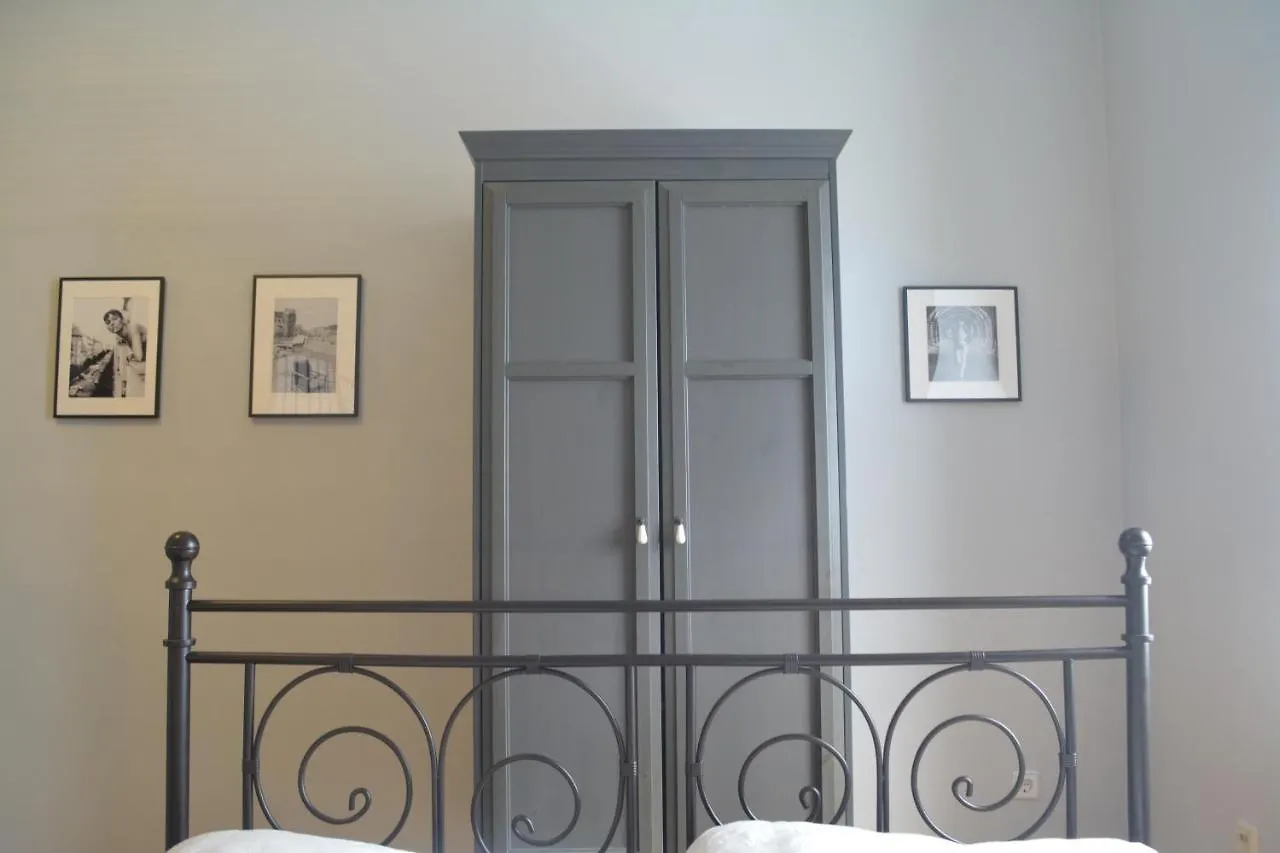 Nap Club - Stylish & Quiet Base In Vibrant Kiez Appartement Berlijn