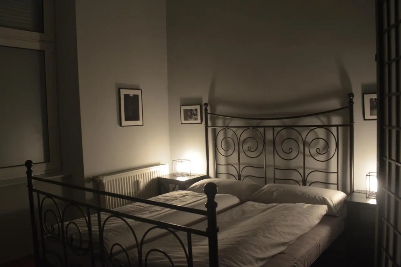 Nap Club - Stylish & Quiet Base In Vibrant Kiez Apartment Berlin Germany