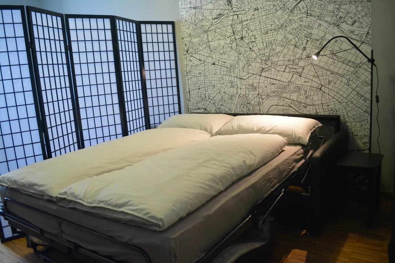 Nap Club - Stylish & Quiet Base In Vibrant Kiez Apartment Berlin